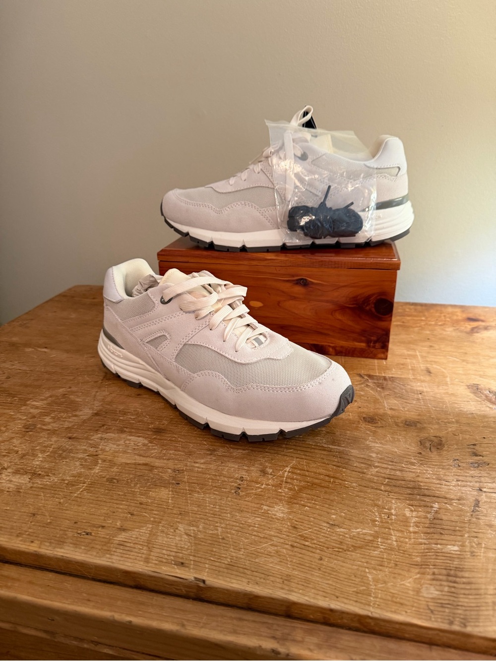 J. Crew Men's White and Light Gray Sneakers